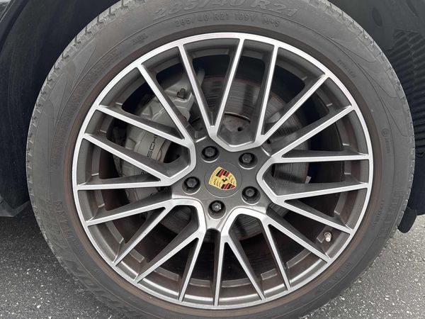 2021 Porsche Cayenne S
