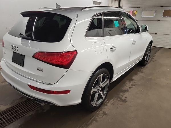 2017 Audi Q5 2.0T TECHNIK S Line quattro Prestige