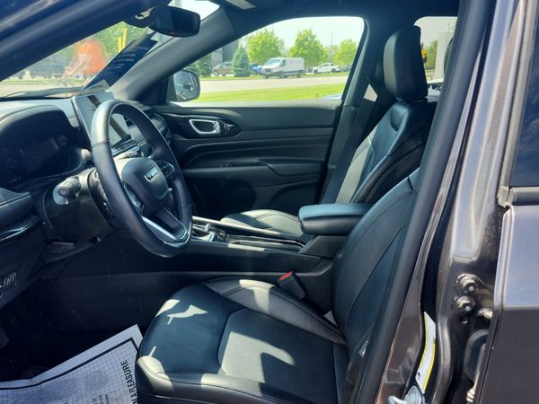 2022 Jeep Compass Altitude Latitude Lux, Altitude