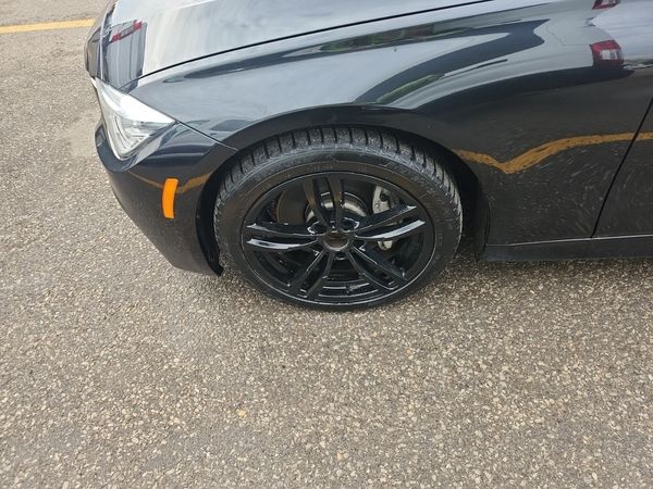 2018 BMW 3 Series Sedan 330i Xdrive