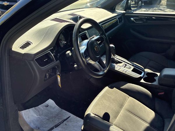 2017 Porsche Macan S