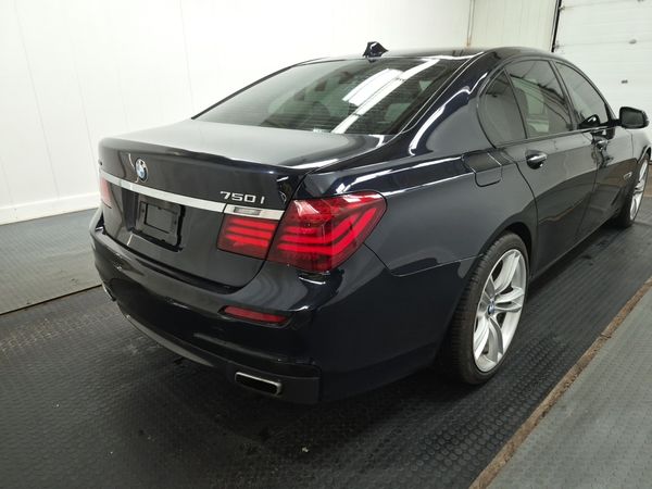2015 BMW 7 SERIES 750I XDRIVE