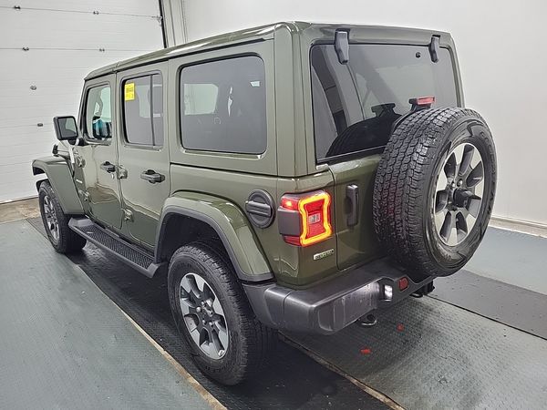 2022 Jeep Wrangler UNLIMITED SAHARA