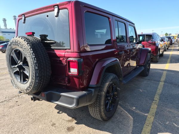2022 Jeep Wrangler UNLIMITED SAHARA ALTITUDE