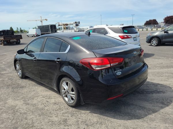 2017 Kia FORTE EX