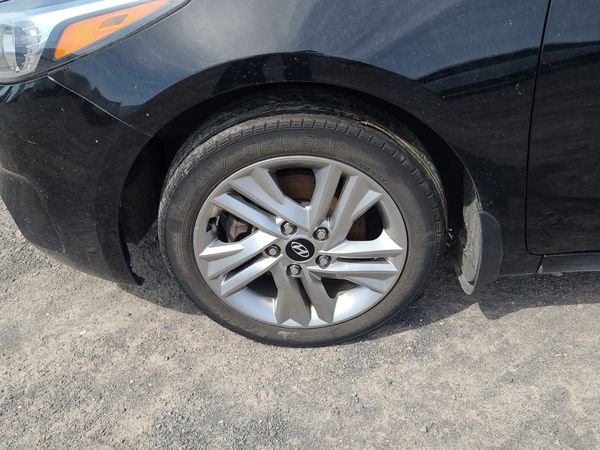 2017 Kia FORTE EX