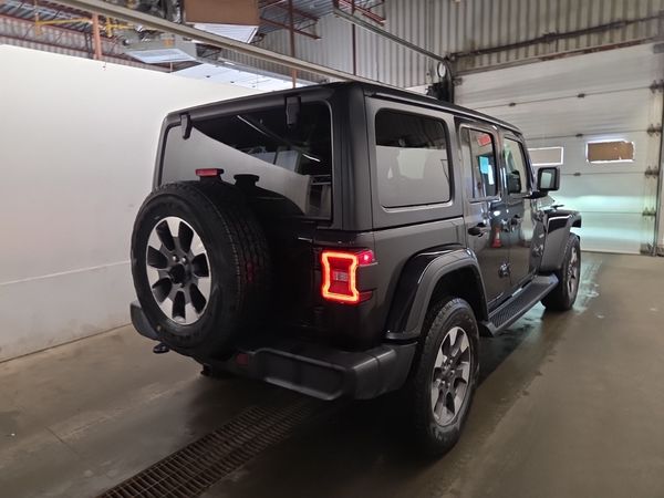 2022 Jeep Wrangler UNLIMITED SAHARA