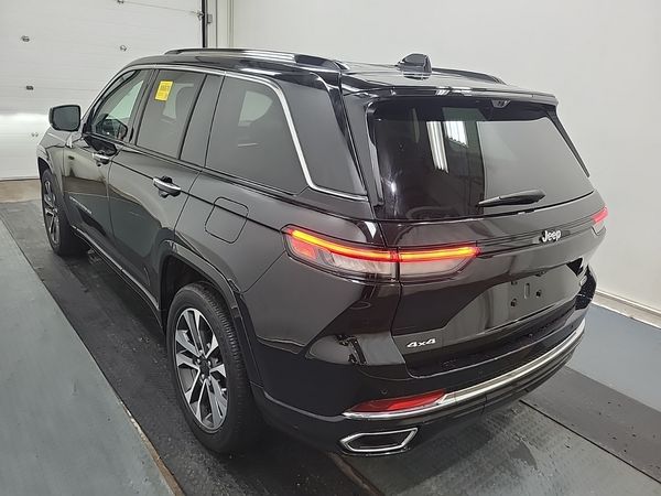 2023 Jeep Grand Cherokee OVERLAND