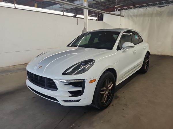 2017 Porsche MACAN GTS