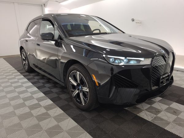 2024 BMW iX XDRIVE40