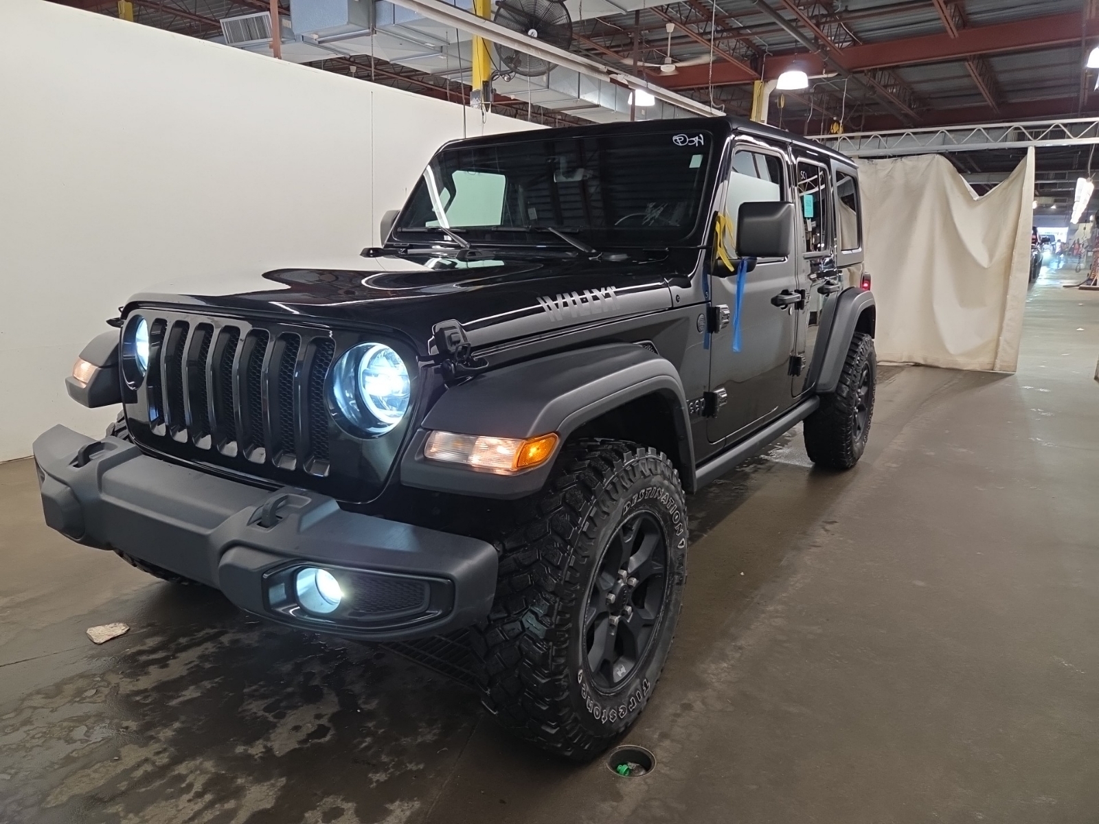 2023 Jeep Wrangler WILLYS Sport
