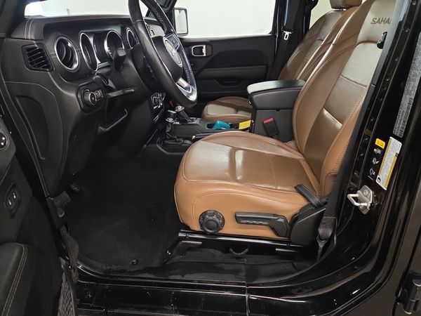 2022 Jeep Wrangler UNLIMITED SAHARA