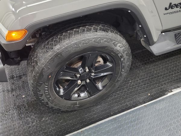 2022 Jeep Wrangler UNLIMITED SAHARA ALTITUDE