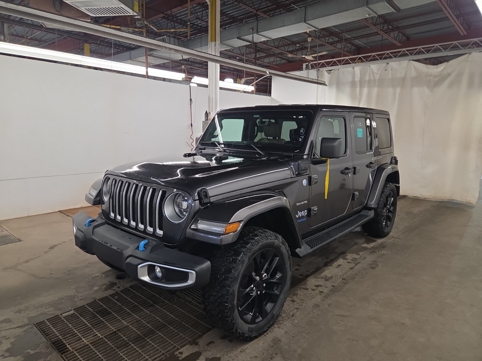 2022 Jeep Wrangler 4xe UNLIMITED SAHARA