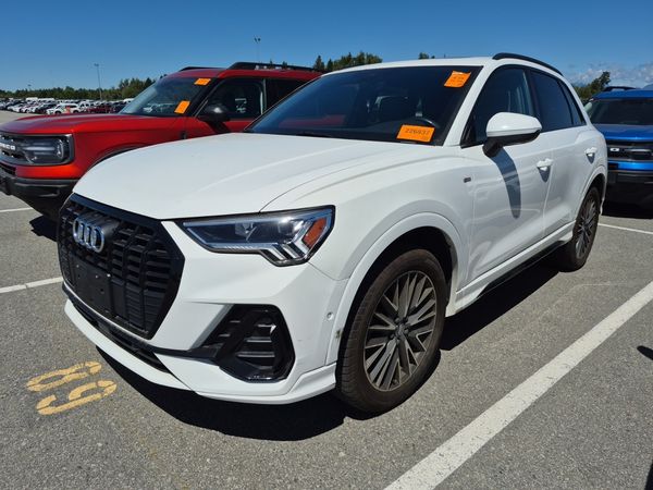 2020 Audi Q3 TECHNIK