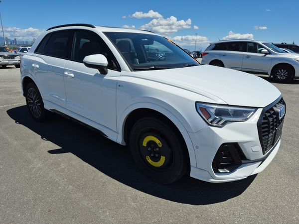 2020 Audi Q3 TECHNIK S Line quattro Prestige