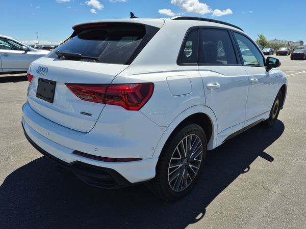 2020 Audi Q3 TECHNIK S Line quattro Prestige