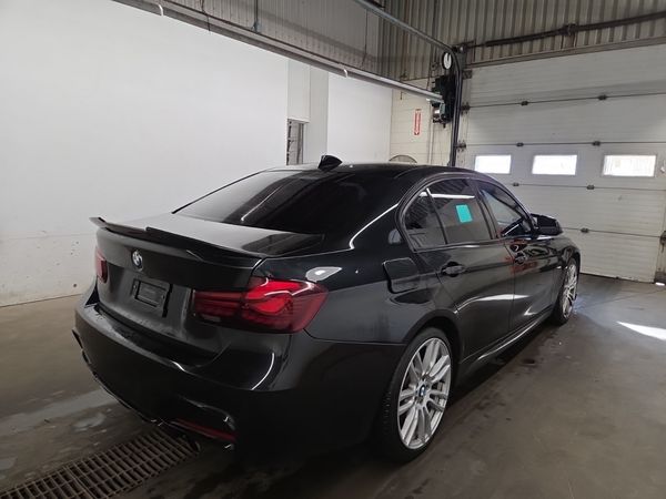 2018 BMW 3 SERIES 330I XDRIVE xDrive SA