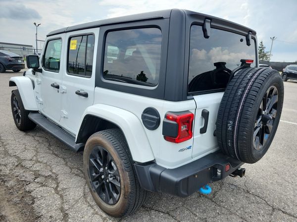 2022 Jeep Wrangler 4xe UNLIMITED SAHARA