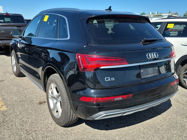 2023 Audi Q5 KOMFORT quattro Premium