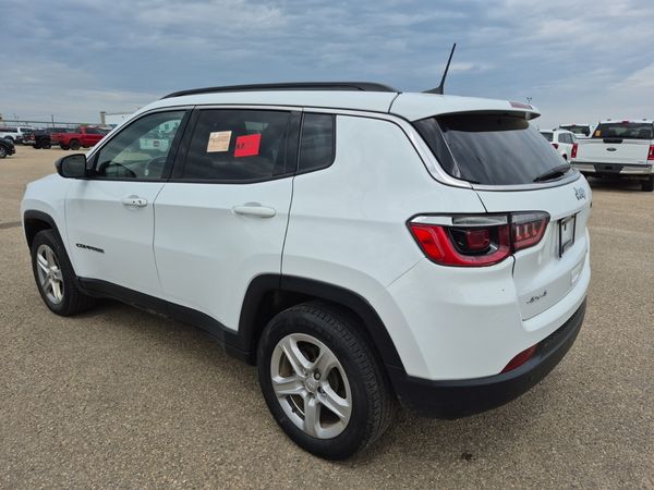2023 Jeep COMPASS NORTH North, Latitude