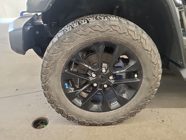 2022 Jeep Wrangler 4xe UNLIMITED SAHARA