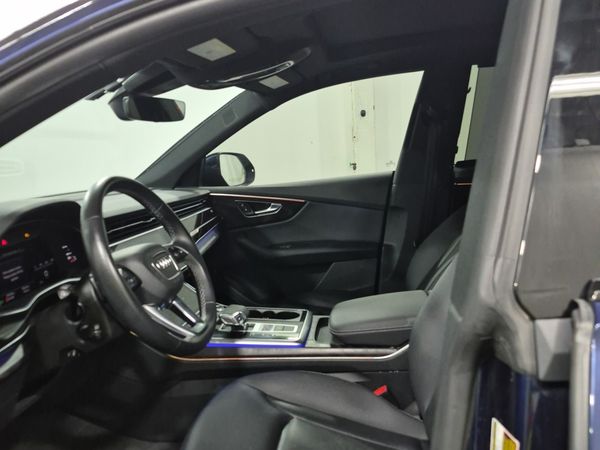 2022 Audi Q8 PROGRESSIV quattro Progressiv