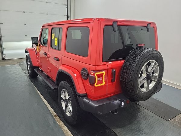 2022 Jeep Wrangler UNLIMITED SAHARA