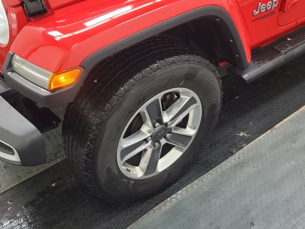 2022 Jeep Wrangler UNLIMITED SAHARA
