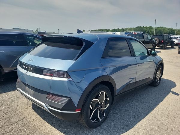 2023 Hyundai IONIQ 5 Preferred Long Range-4D Utility SEL