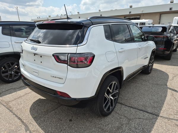 2024 Jeep COMPASS LIMITED