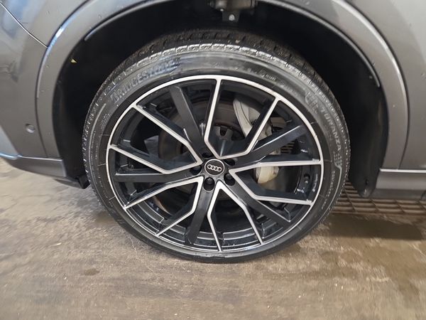 2022 Audi Q7 PROGRESSIV quattro Progressiv