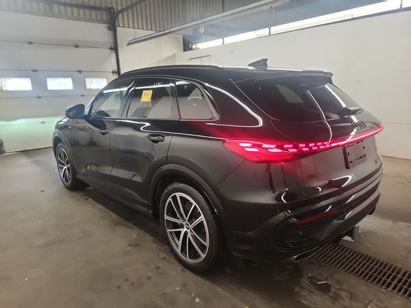 2025 Audi Q5 TECHNIK