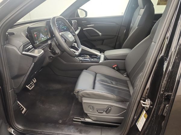 2025 Audi Q5 TECHNIK