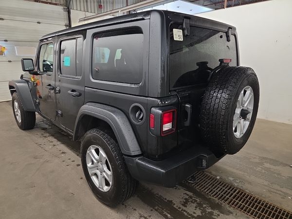 2022 Jeep Wrangler UNLIMITED SPORT