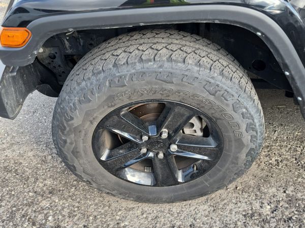 2022 Jeep Wrangler UNLIMITED SAHARA ALTITUDE