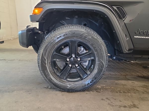2023 Jeep Wrangler SAHARA ALTITUDE