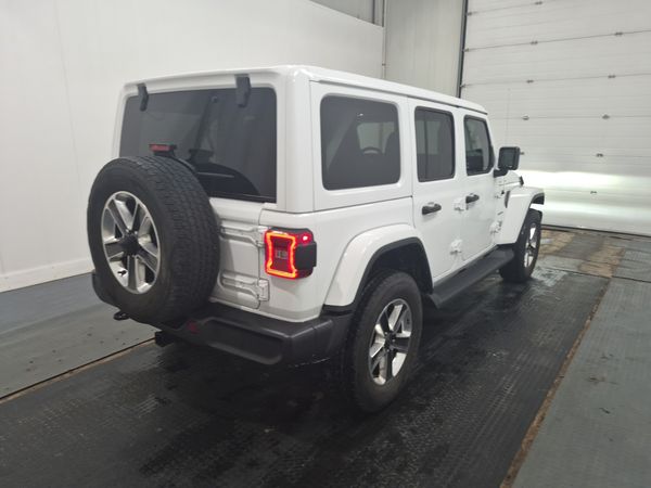 2022 Jeep Wrangler UNLIMITED SAHARA