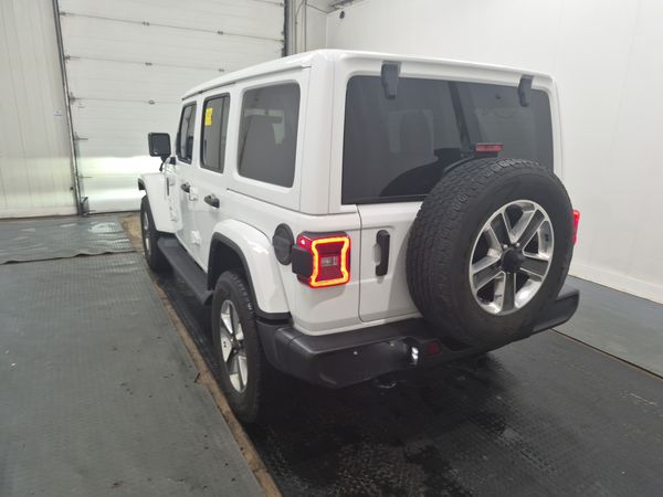 2022 Jeep Wrangler UNLIMITED SAHARA
