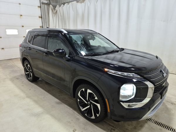 2022 Mitsubishi Outlander LE PREMIUM