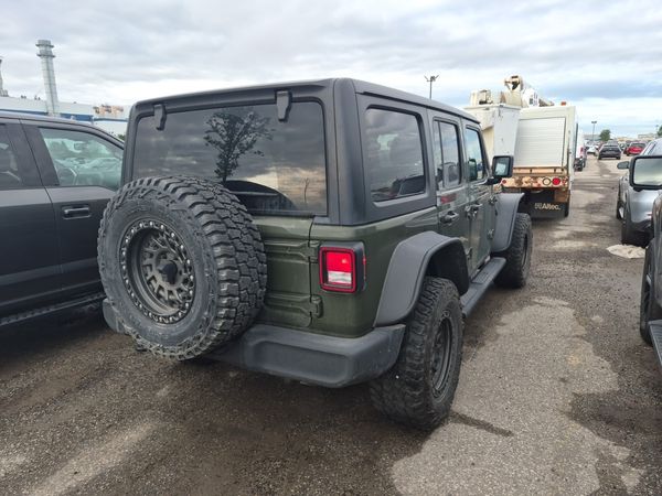 2022 Jeep Wrangler UNLIMITED SPORT