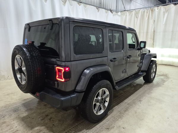 2022 Jeep Wrangler UNLIMITED SAHARA