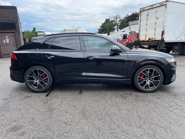 2022 Audi SQ8 4.0 TFSI quattro quattro Premium Plus