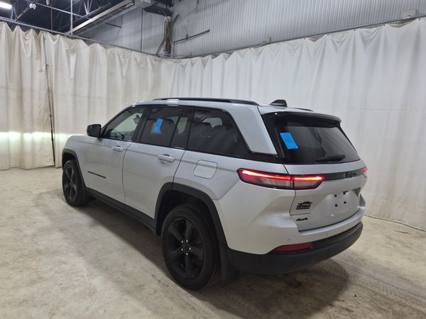 2023 Jeep Grand Cherokee ALTITUDE Laredo, Altitude