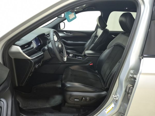2023 Jeep Grand Cherokee ALTITUDE Laredo, Altitude