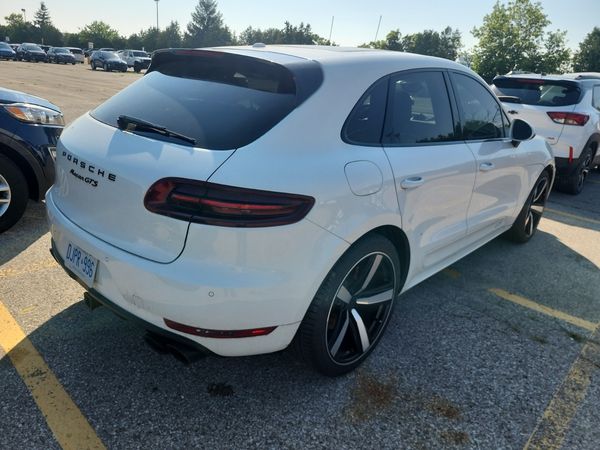 2017 Porsche Macan Awd 4dr Gts