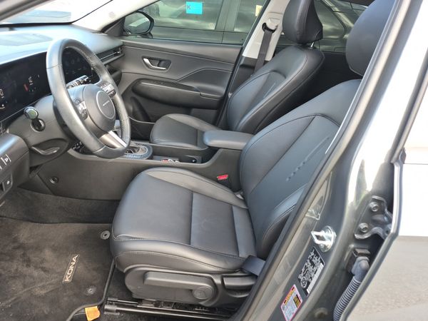 2025 Hyundai KONA PREFERRED SEL Convenience