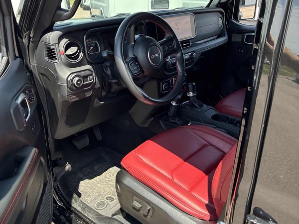 2024 Jeep Wrangler Rubicon 392