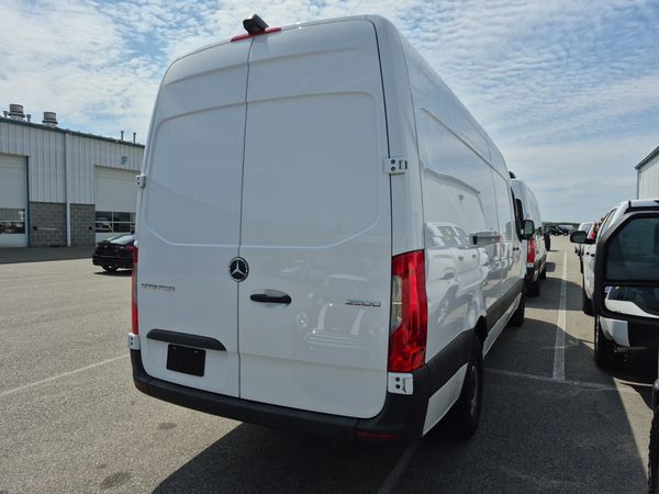 2023 Mercedes-Benz SPRINTER CARGO VAN 907 (VS30)