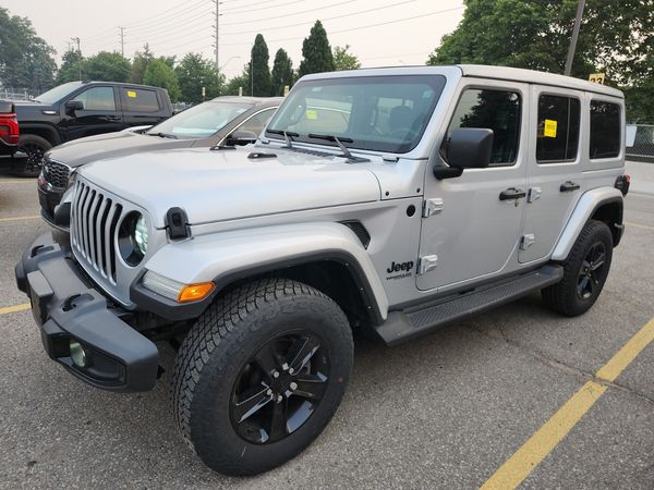 2022 Jeep Wrangler UNLIMITED SAHARA ALTITUDE